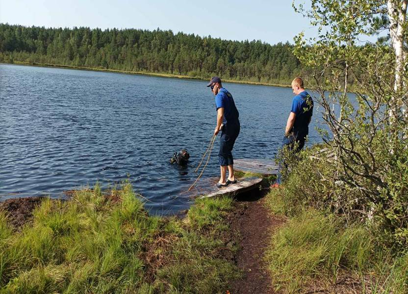 Из Плавучего озера во Владимире вытащили утопленника