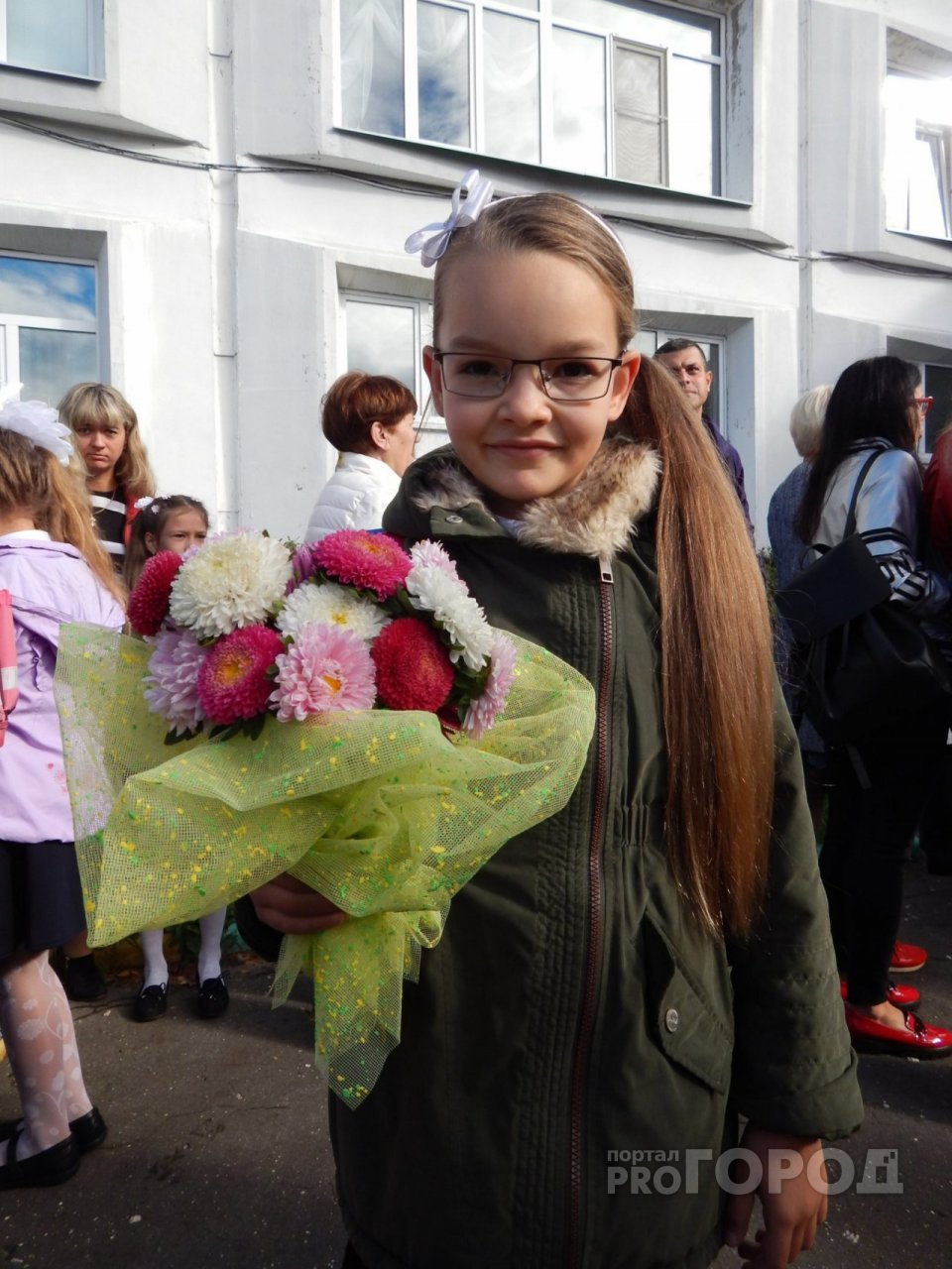 Сколько владимирских детей сядут сегодня за парты и какая зарплата у учителей?