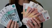 СМИ: "Россияне получат два денежных подарка от Путина к Новому году"