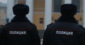 Полицейским в России разрешили взламывать квартиры и машины граждан