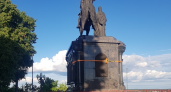 В парке Пушкина разрушается памятник святителям Владимирской земли
