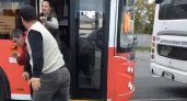 Во Владимире водители автобусов устроили драку прямо на маршруте