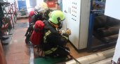 На молочном заводе во Владимирской области пожарным пришлось орошать опасный аммиак