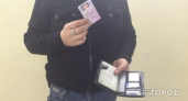 Во Владимире мужчина хотел подарить водительские права подруге и нарвался на мошенницу