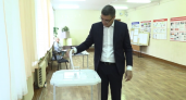 Губернатор Александр Авдеев проголосовал на выборах депутатов Законодательного Собрания