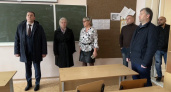 Дмитрий Наумов пообещал выделить дополнительные средства на ремонт 1 школы, где затопило классы