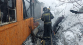 Крупный пожар в Александрове уничтожил двухквартирный жилой дом