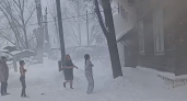 «Я в тебя верю, мама! Прыгай!»: из горящей развалюхи во Владимирской области чудом спаслись люди 