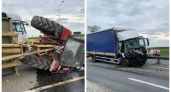 На трассе М-7 во Владимирской области фура опрокинула трактор