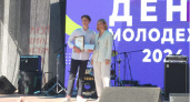 В День молодёжи наградили лучших волонтёров нацпроекта «Жильё и городская среда»