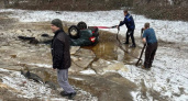 В Гусь-Хрустальном районе два инженера вытащили водителя из ледяной ловушки