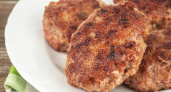Котлеты получатся вкуснее, если добавить в них эти ингредиенты - и это не лук: кулинарам на заметку