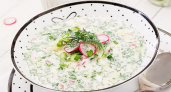 Окрошка на новый лад: 3 секрета, как преобразить вкус любимого кушанья