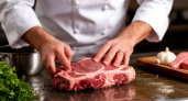 Мыть или не мыть мясо? Шеф-повар поставил жирную точку в этом вопросе и дал важные советы