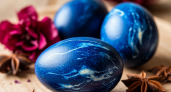 Индиго-яйца к Пасхе 2026: космический узор на скорлупках заставит гостей хлопать в ладоши от восторга