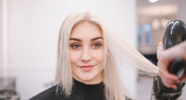 Никаких фиолетовых масок и пены: как за 3 минуты придать благородный холодный подтон блонду с эффектом дорогого салонного окрашивания