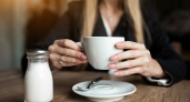 Не чай, не какао, не кофе: ученые назвали идеальный напиток для утра — улучшает кожу и пищеварение