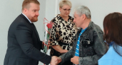 Кольчугинской семье вручили ключи от двух квартир