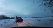 В Камешкове 16-летний водитель провез полицейского на капоте 2 километра