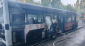 Во Владимире на улице Батурина загорелся автобус