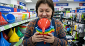 В Fix Price беру пластмассовые воронки по 83 рубля — но не для бутылок: есть 8 применений лучше для дома и дачи