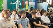 «Билет в будущее»: владимирские школьники побывали в ИТ-компании