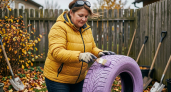 Старые покрышки собираю по знакомым, собираю на даче добротную конструкцию на года — ландшафт-дизайнеры бы позавидовали: 16 идей