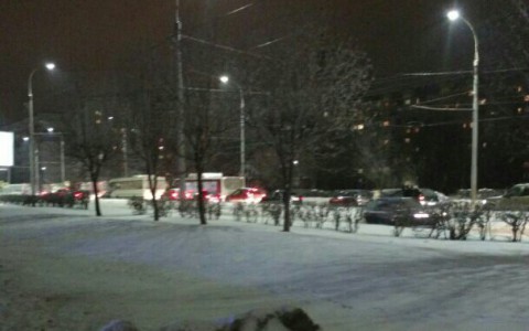 Авария в Добром: из-за травм пешехода не могли погрузить в скорую