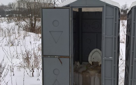 Кондуктора не могут нормально сходить в туалет на "конечной" в 8-ЮЗ районе