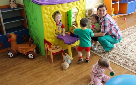 Новости России: мальчик сбежал из детсада и 1,5 часа гулял на морозе