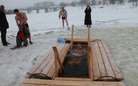 Крещенское купание: советы от владимирских врачей
