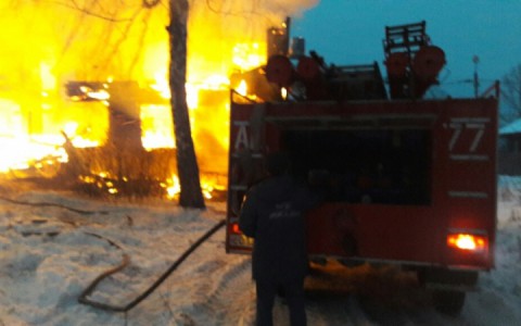 Пожилая женщина трагически погибла во время пожара во Владимирской области