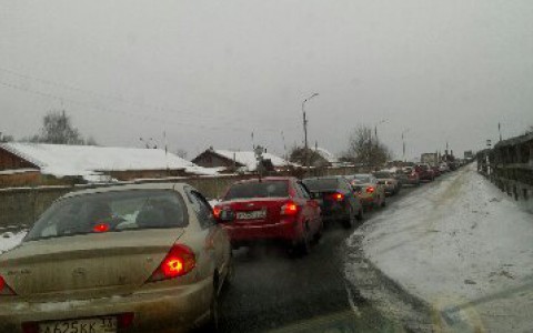 В результате смертельного ДТП под Собинкой образовалась жуткая пробка