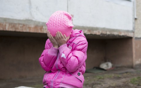 Малышка, погибшая на пожаре в Карабаново, осталась дома одна из-за сестры