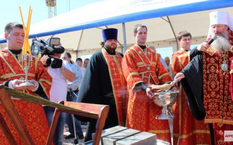 В одном из владимирских храмов торгуют "святой водой"
