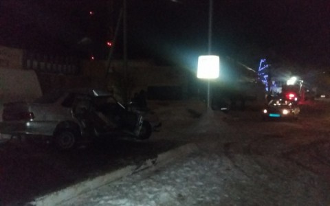 В Александровском районе столкнулись две легковушки