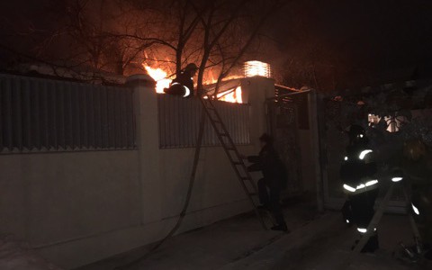 Ночью во Владимире сгорела баня