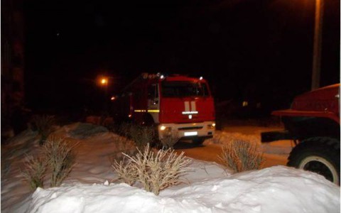 Женщина сожгла лицо во время пожара в собственной квартире в Кольчугино