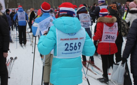 Владимирские МЧС-ники показали себя на «Лыжне России – 2017» (фото)