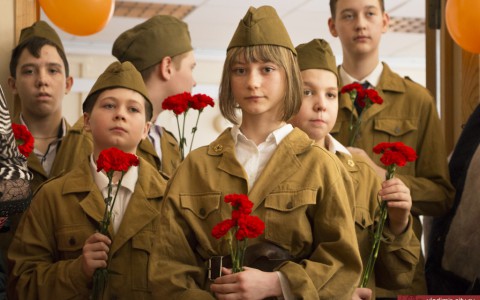 В 25 школе поздравили ветеранов с Днем защитника отечества