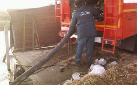 В Петушинском районе более часа тушили сено