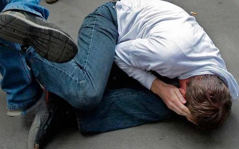 Во Владимире 14-летний подросток до полусмерти избил взрослого мужчину