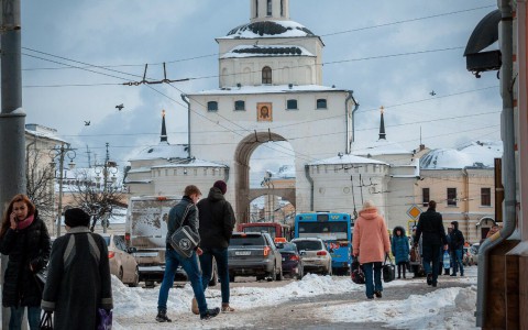 В России выпустят лимитированную серию монет с Золотыми воротами