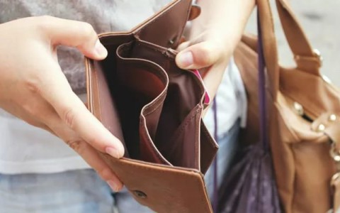 Гороскоп на неделю: раки "затянут пояса", а скорпионы займутся благотворительностью