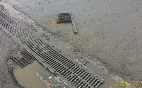 Владимирцы жалуются на огромное количество ям на дорогах