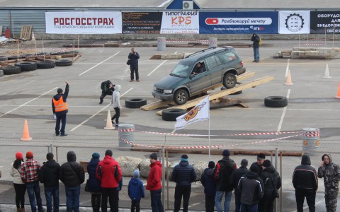 Во Владимире впервые прошел городской джип-триал (фото)