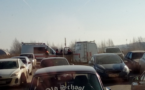 Шумиха вокруг "Глобуса": саперы, собаки и напуганные посетители