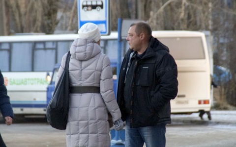 Во Владимире прохожий обокрал мужчину, которого избили двое других