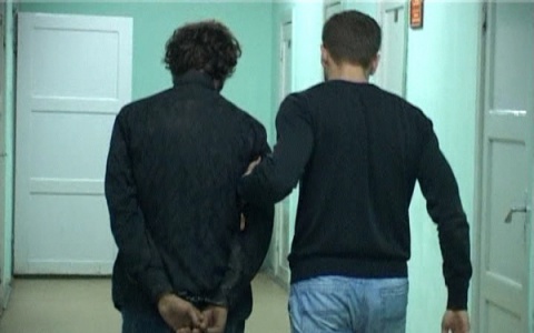 Новости России: мужчина украл 6-месячную девочку и пытался изнасиловать ее бабушку