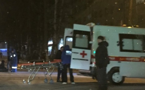 Недалеко от Мегаторга сбили школьника: в тяжелом состоянии ребенок доставлен в больницу